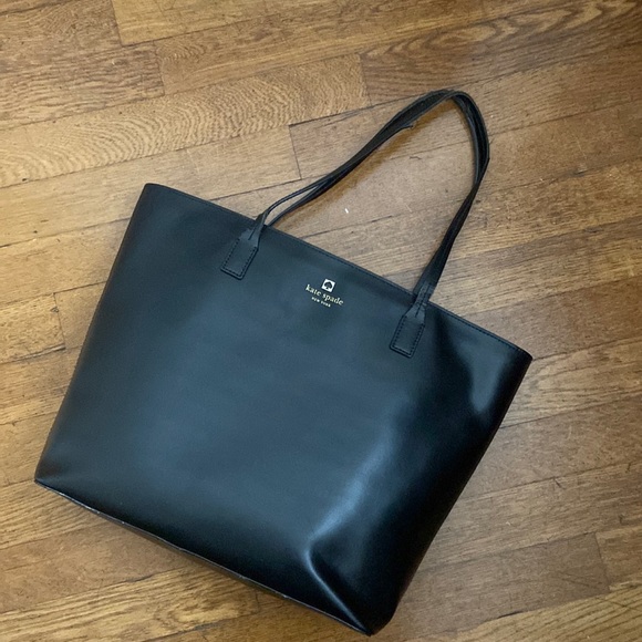 kate spade Handbags - Kate Spade Tote